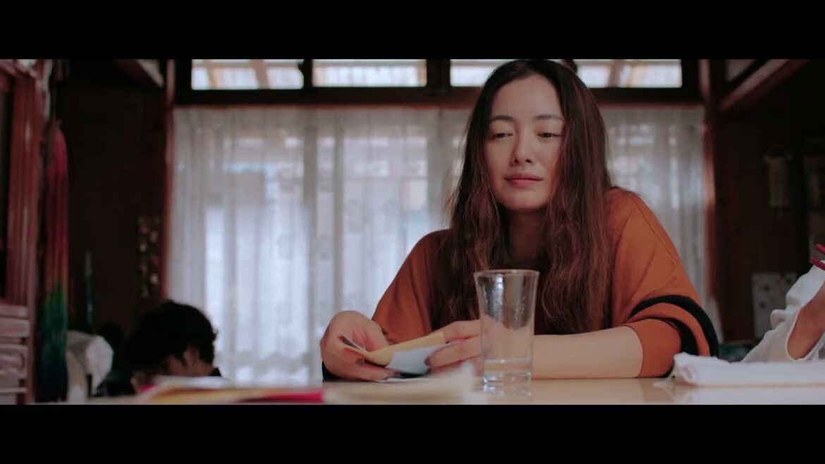 仲間由紀恵×堤幸彦が14年ぶり再タッグ!映画『STEP OUT にーにーのニライカナイ』特報