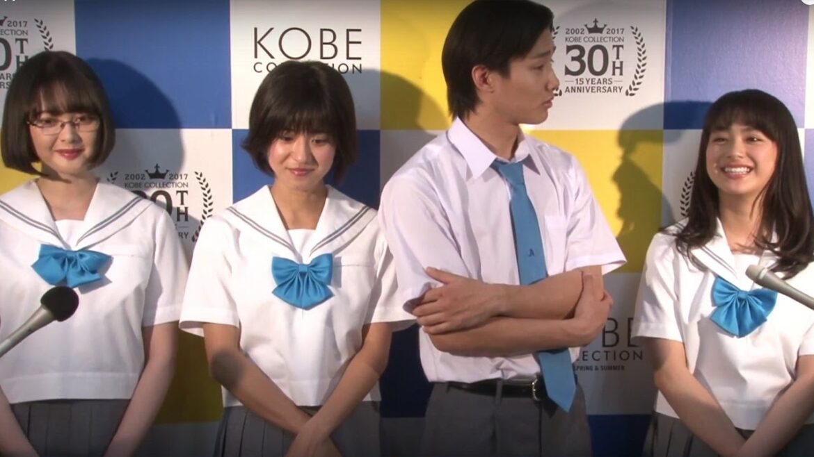 野村周平&平祐奈、ファッショントレンドはロバート秋山に「注目」 「神戸コレクション2017 S/S」