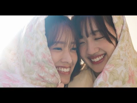 B1- 日向坂46佐々木久美&佐々木美玲、“W佐々木”で『B.L.T.』表紙に登場 卒業前にけやき坂46時代からの9年間を語る