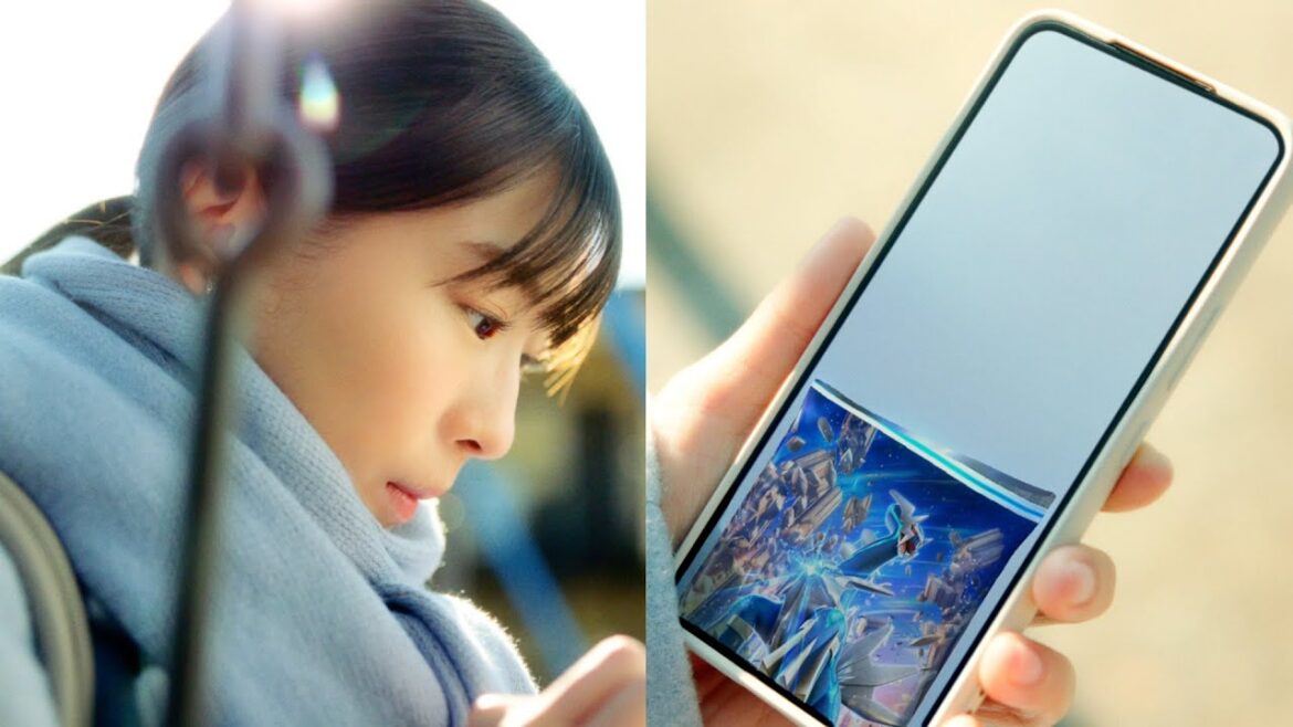 伊藤沙莉、ポケポケ新パック「時空の激闘」開封で激レアカード入手!?新機能「トレード」で友達と大はしゃぎ 『Pokémon Trading Card Game Pocket(ポケポケ)』新CM