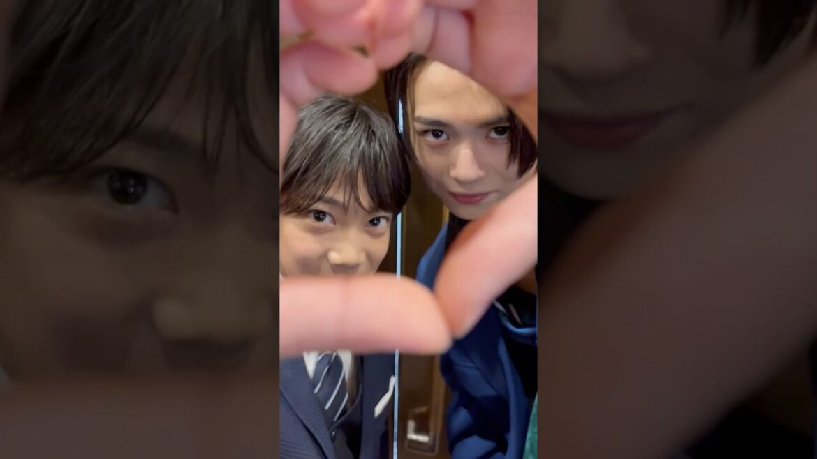 三男と四男で主題歌サビを踊りました🫧#恋の8秒ルール踊ってみた #ちょっと待って #織山尚大 さん #内田煌音 さん #最初のハート可愛いすぎ #まるで本当の兄弟 #うち弟 大ヒット上映中🎬