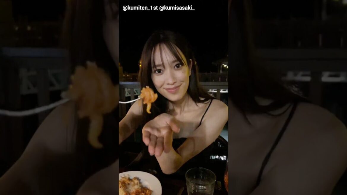 佐々木久美 写真集発売まであと39日!くみてんとディナーデート♪1st 写真集『めくる日々』3月25日発売!
