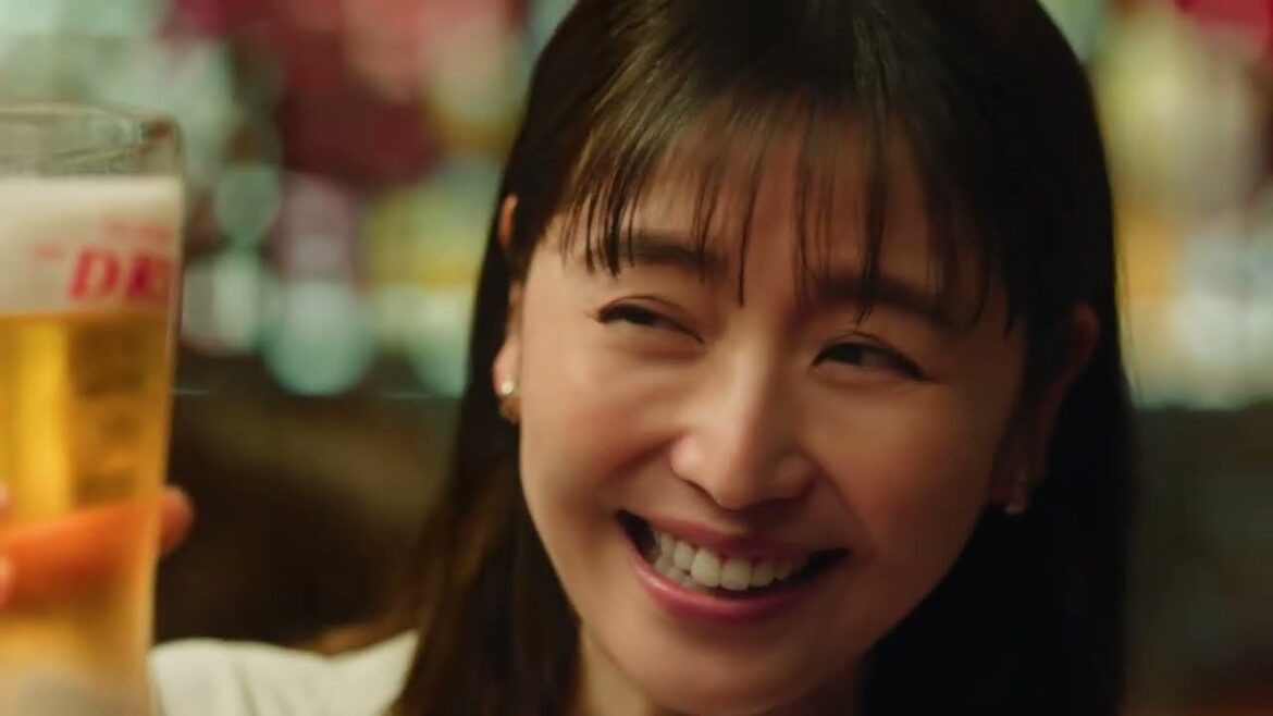 Masami Nagasawa x Asahi Super Dry CM – 長澤まさみ x アサヒスーパードライ CM「キンキンのSUPER DRY、はじまる。」篇