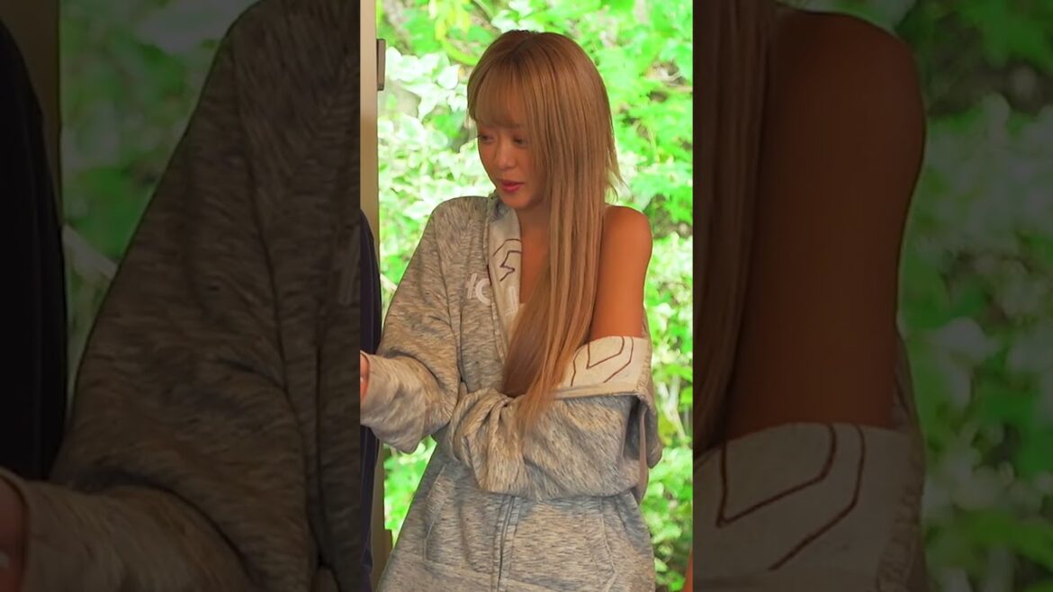 気になる人が他の男子と肩を組んでいたら・・嫉妬しちゃうよね#shorts