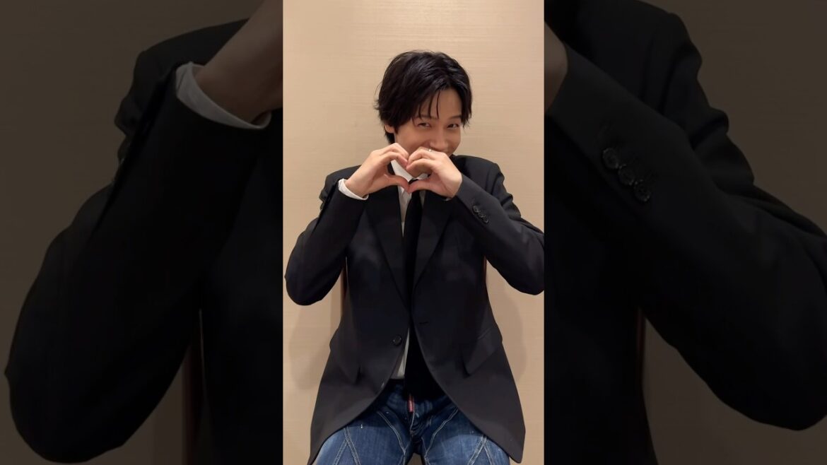 #ColorfulDays ハンドダンス🐧🫶 佐野晶哉ver. みんなも踊ってみてね✨ 1st ALBUM「D.N.A」on sale!!!! #佐野晶哉 #AぇDNA #Aぇǃgroup