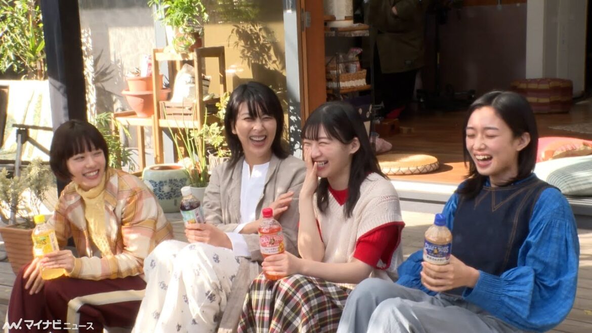 松たか子、杉咲花、河合優実、伊藤沙莉、まるで本物の姉妹のような仲の良さ!撮影現場で和気あいあい サントリー「クラフトボス」新CMメイキング映像公開