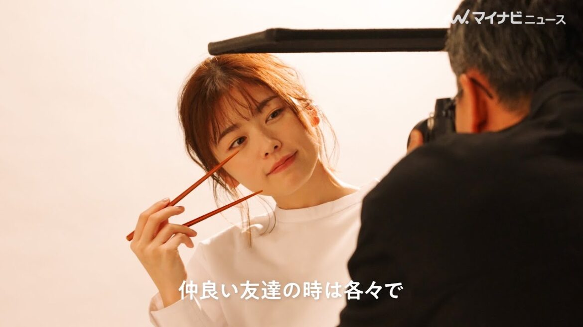 小芝風花、撮影中のお茶目な仕草が可愛い!1番思い出に残ったご飯のエピソードも明かす!『食べログ20周年記念』CM&メイキング・インタビュー映像公開