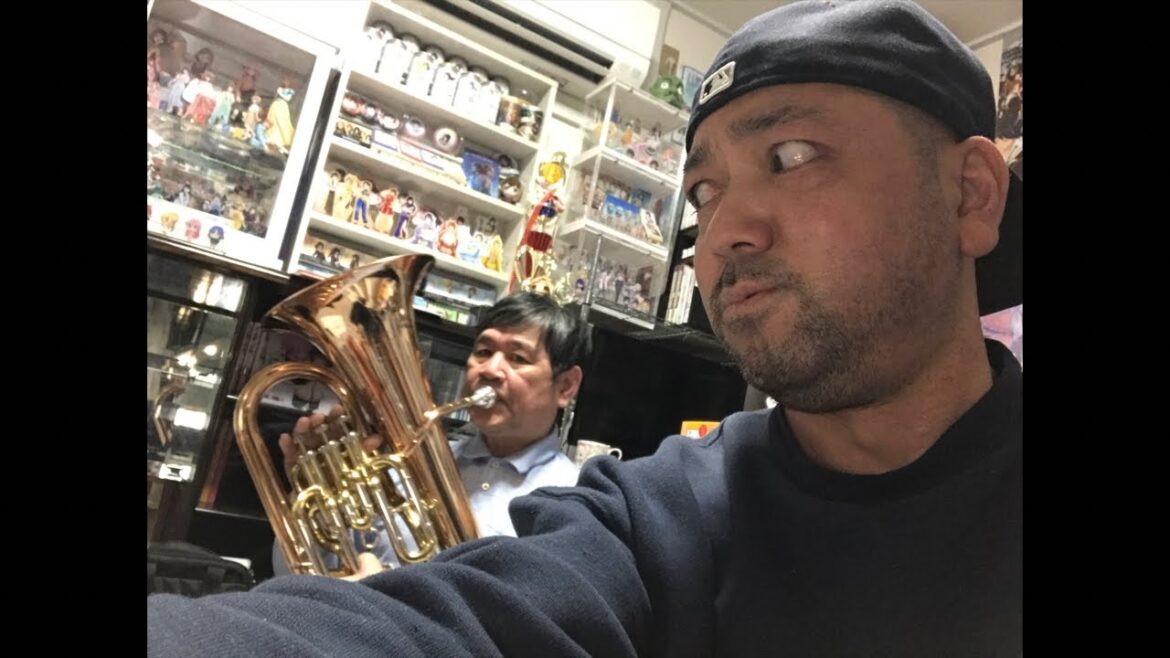 今日は響け!ユーフォニアム仲間のあっきーさん登場!本物のユーフォニアム演奏講座&フリートーク!22:00まで!