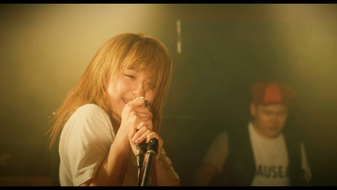 平祐奈がロックバンドで熱狂パフォーマンス! 『ネムルバカ』脳内ノイズ 本編映像