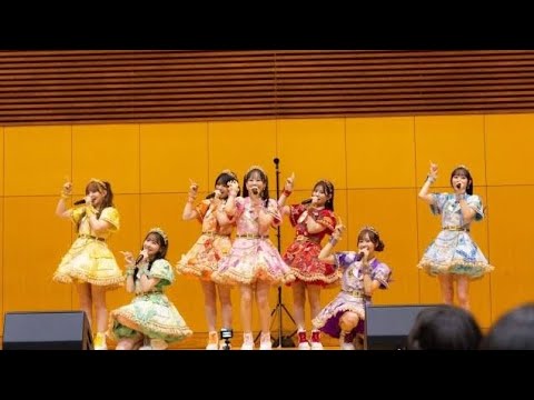 FRUITS ZIPPER、バズり曲をノンストップ披露 お手振り・指差し・ハート…ファンサ連発で会場魅了【TGC熊本2025】