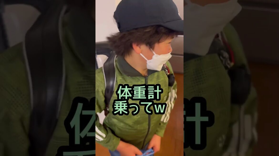 小5修了式で持ち帰ったランドセルの重さが○○キロで驚愕した‼️#ショート #小学生 #ランドセル