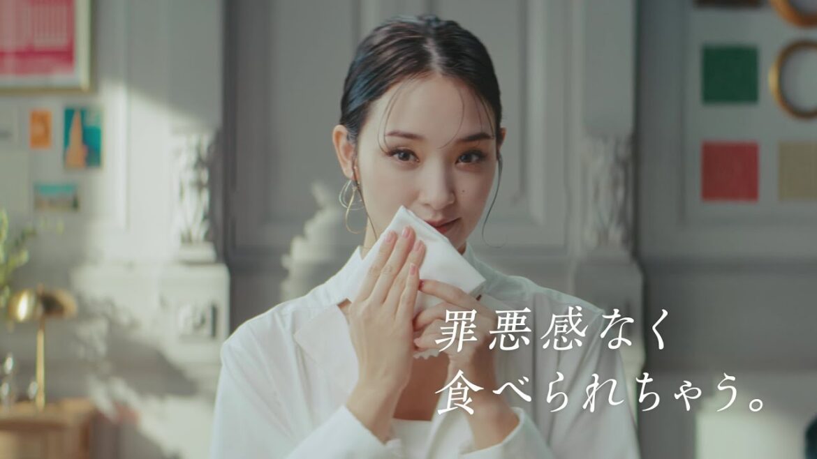 BASE YAKISOBA CM「罪悪感なく食べられちゃう」篇(15秒)|剛力彩芽