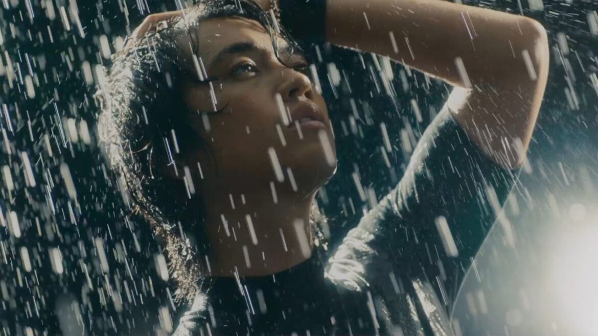 斎藤工、雨も滴るいい男? 「グラムール セールス」新CM