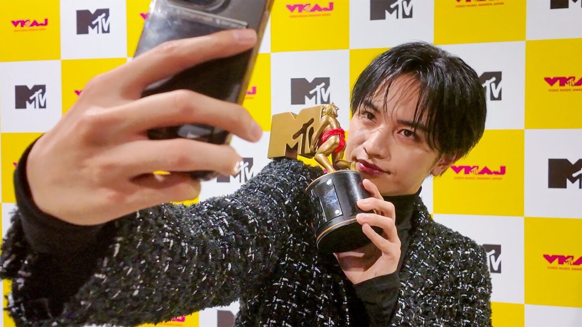 中島健人 【MTV VMAJに密着】大逆光が神々しい