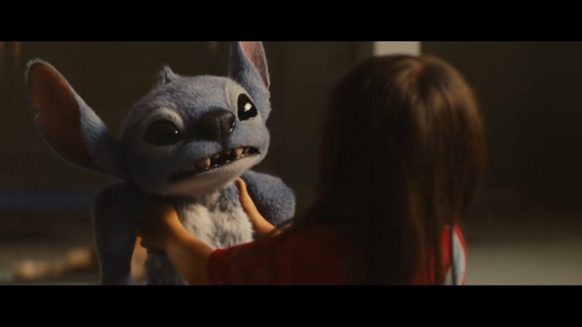リロとスティッチが出会うシーン 映画『リロ&スティッチ』本編映像