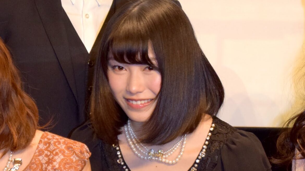 横山由依“初恋相手”とドギマギトーク 映画『9つの窓』舞台挨拶
