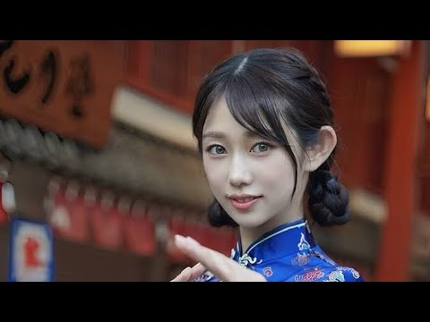 堀江聖夏、商店街で16段瓦割りパフォーマンス!行列ができる大反響