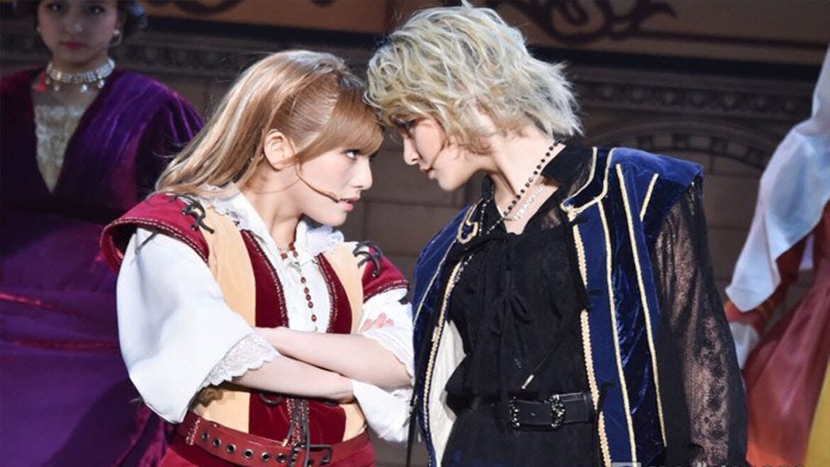 岡田奈々と神志那結衣 ロミオ&ジュリエット熱演「キスシーンも見て!」