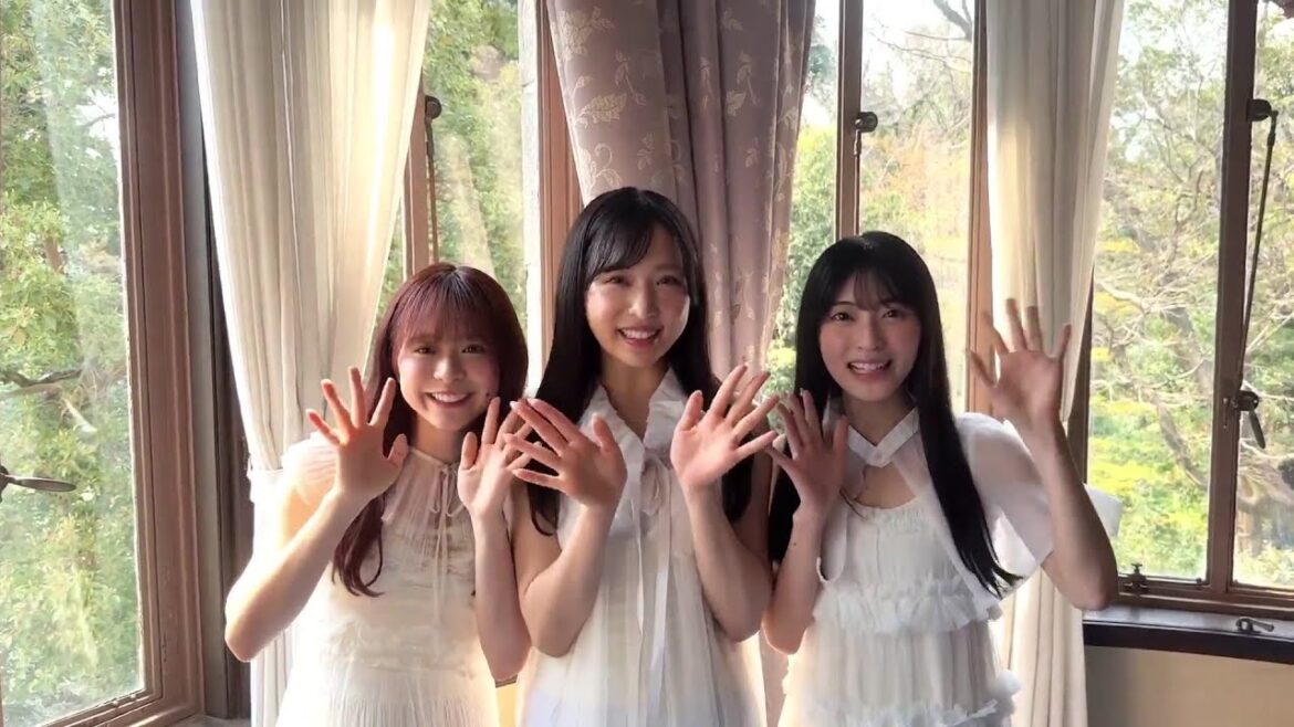 AKB48 倉野尾成美 小栗有以 佐藤綺星 アップトゥボーイvol.352📕表紙&巻頭20ページに登場!コメント動画