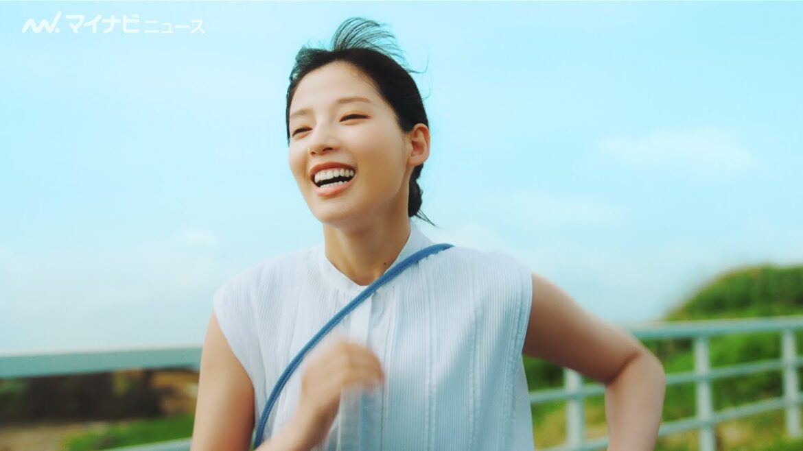 石井杏奈、レミオロメン「南風」にのせて絶景の中を笑顔で全力疾走!26歳を迎え抱負は「大人」キリン氷結新CM 『氷結®まだ知らなかった青篇』&メイキング・インタビュー