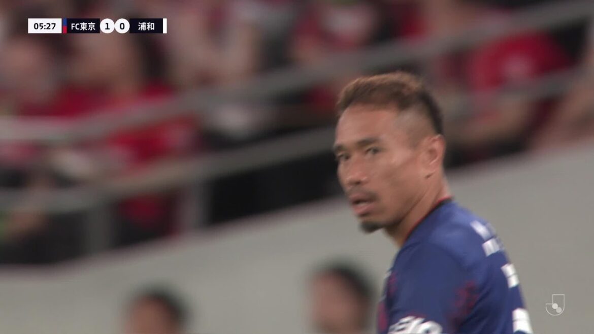 【絶妙アシスト】長友佑都の見事なクロスに合わせたのは遠藤渓太!