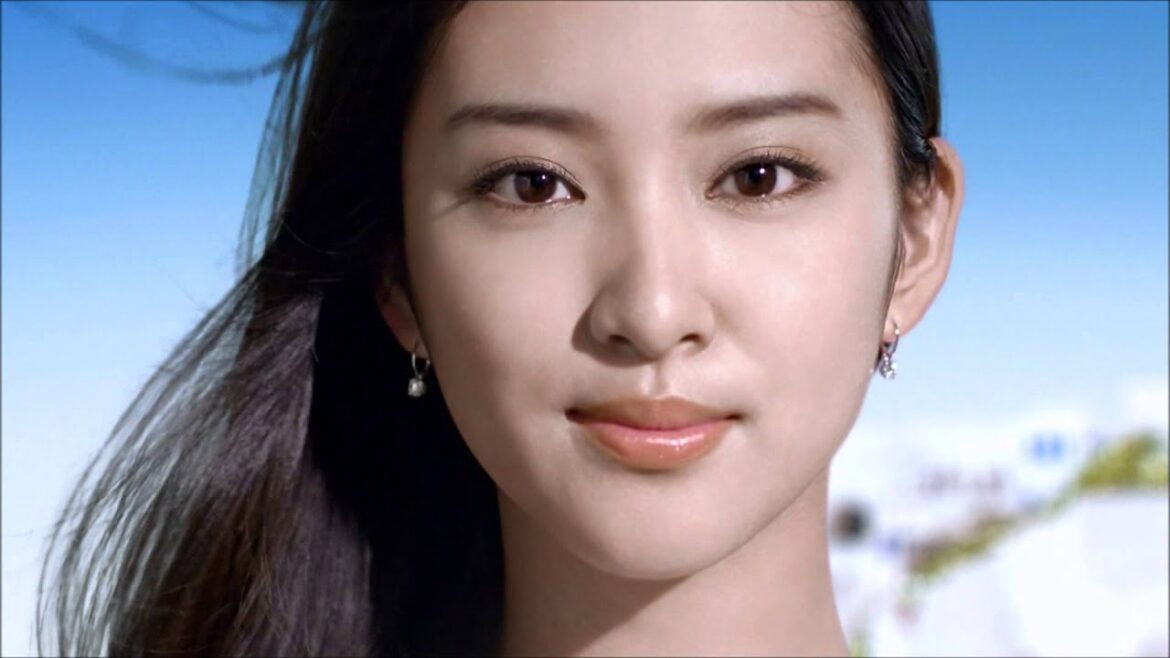 SHISEIDO マキアージュ「女は無敵」武井咲
