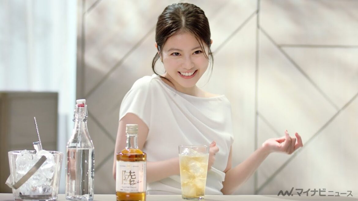 今田美桜、酔った時の行動が可愛すぎる!「踊るときもあります」 ”笑顔全開”撮影の裏側 「キリンウイスキー 陸」新TVCM&メイキング