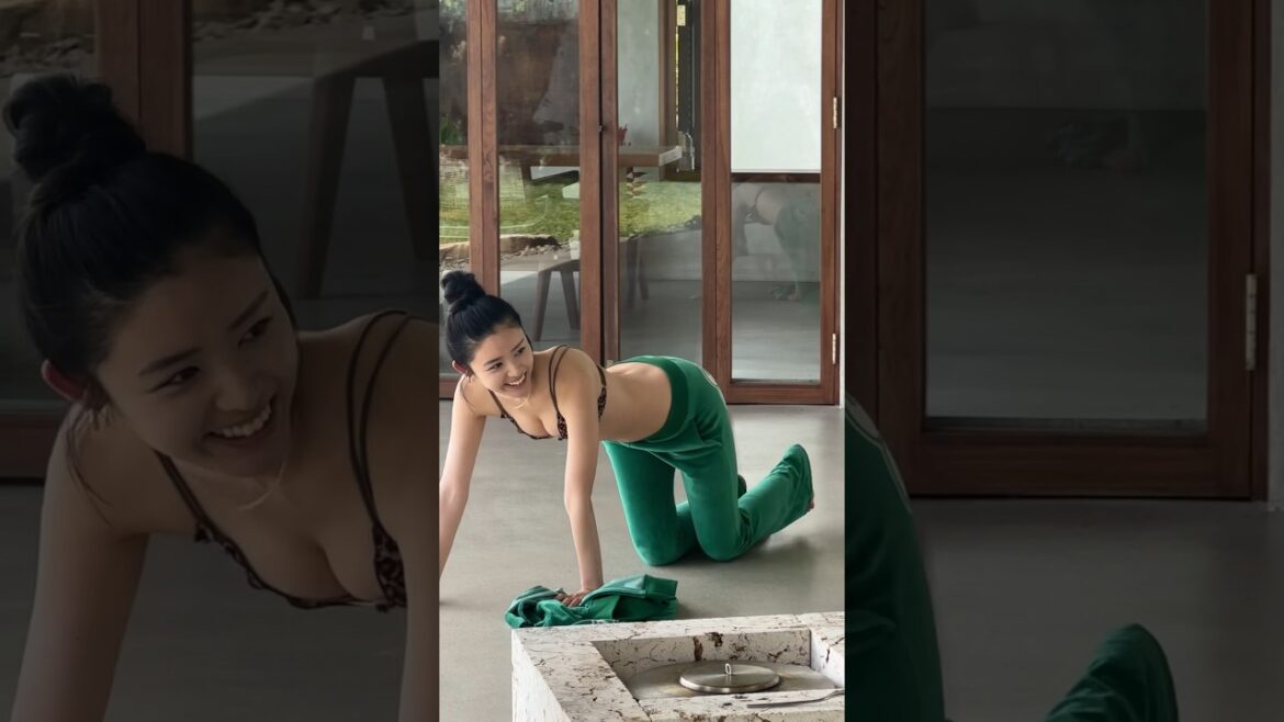 古畑星夏が初挑戦したグラビア写真集「びびぐら」のオフショット動画が可愛すぎる🩷 #購入は概要欄から #古畑星夏 #びびぐら #vivi #viviモデル