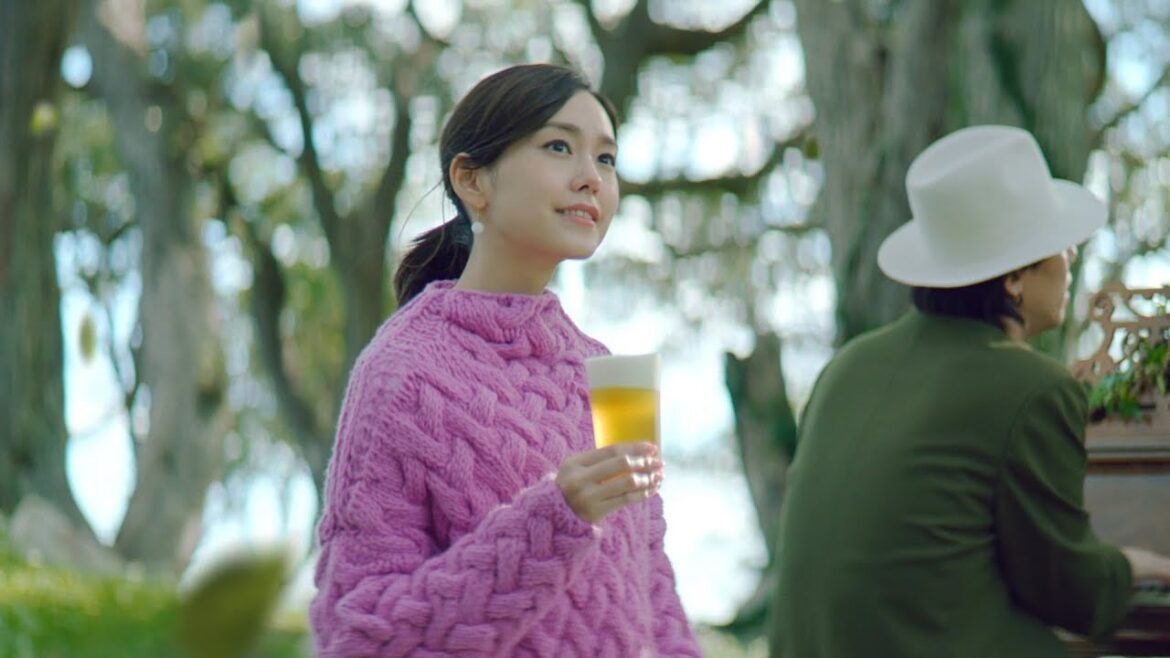 桐谷美玲×RADWIMPS野田洋次郎 映画『君の名は。 』主題歌「なんでもないや」ピアノ弾き語りで披露 淡麗グリーンラベル新CM「GREEN JUKEBOX 時篇」
