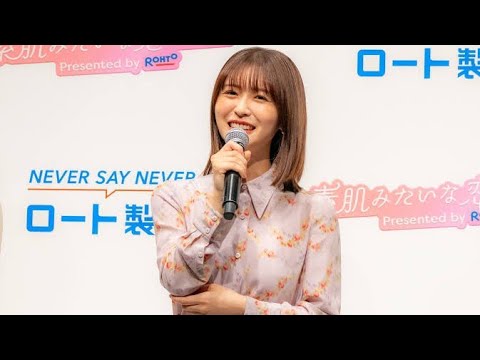 👶✨菊川怜、47歳で美しきマタニティ姿を披露!命の輝きと優雅な微笑み