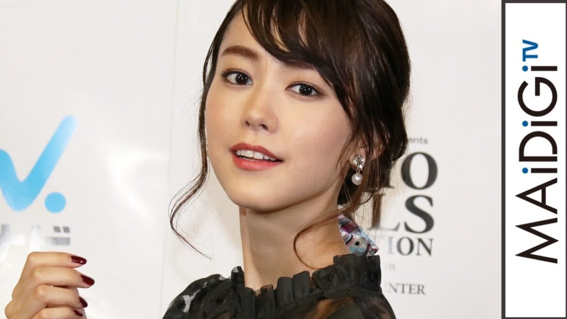 桐谷美玲、秋冬トレンドの“しっかり”メーク 注目はベロアのアイテム 「TGC2017A/W」インタビュー