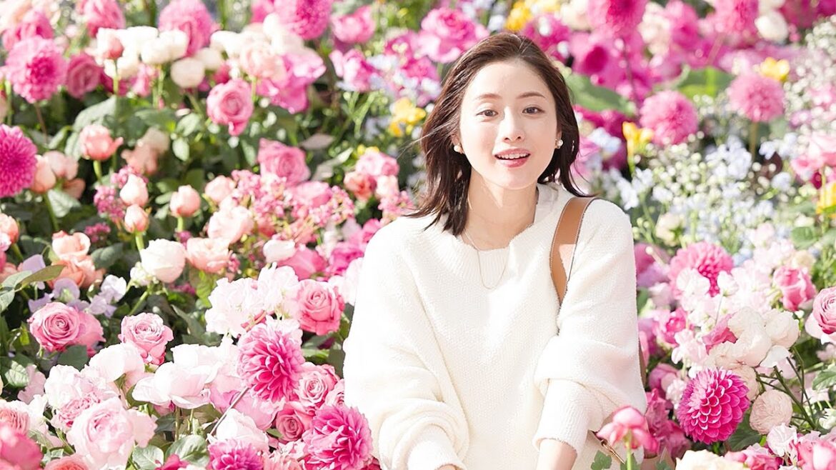 石原さとみ、約8000本の生花を使った撮影に驚き「花王さんの本気というか…」 「ハミングフレア」新CM&インタビュー