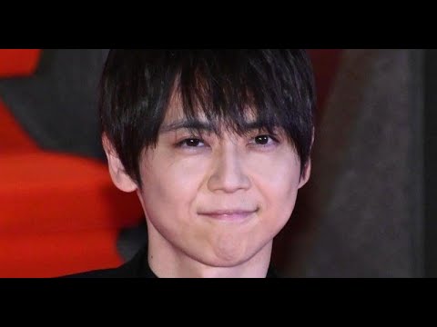 梶裕貴、40歳になる!娘と2ショット 手を繋ぎ大反響「大きくなりましたね…!」「すてきなパパ」
