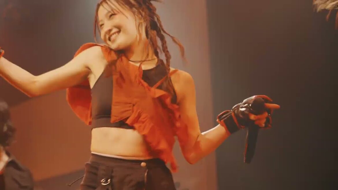 鞘師里保 – 5th Live Tour 2025 Too much! in Tokyo「Super Red」