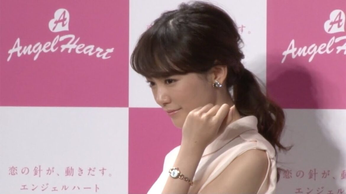 桐谷美玲、結婚&出産は30歳までに「あと4年しかない」 時計ブランド『エンジェルハート』2016年春夏コレクション新作発表会