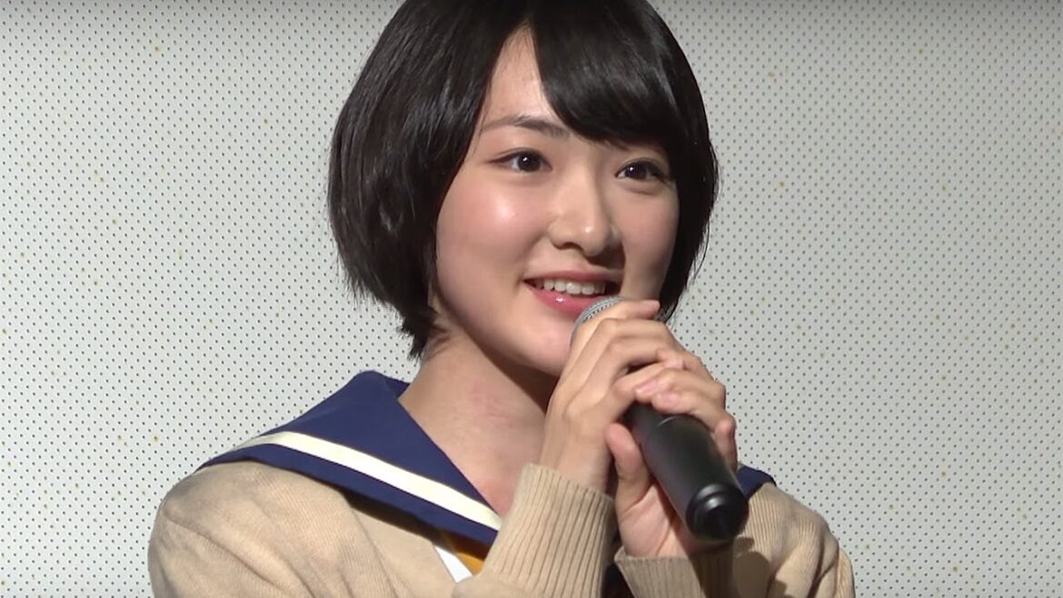 乃木坂46生駒里奈、制服姿で登場!映画「コープスパーティー」舞台あいさつ1 #Rina Ikoma #Japanese Idol
