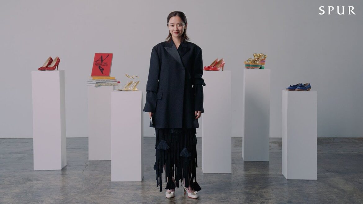 堀田真由が出合う、永遠のアイコンシューズ「ヴァラ」とモダンウーマンへの一歩を