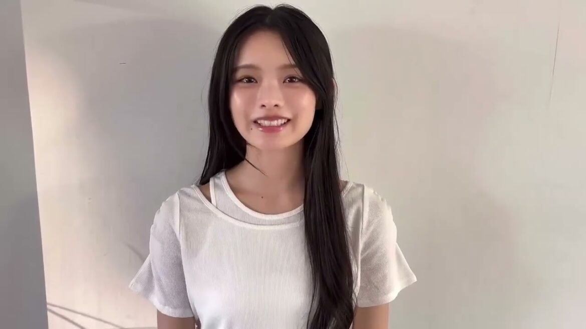 浅井恋乃未 BRODY12月号 発売中!櫻坂46 四期生の浅井恋乃未ちゃんが「BRODY賞」受賞を記念して初登場!