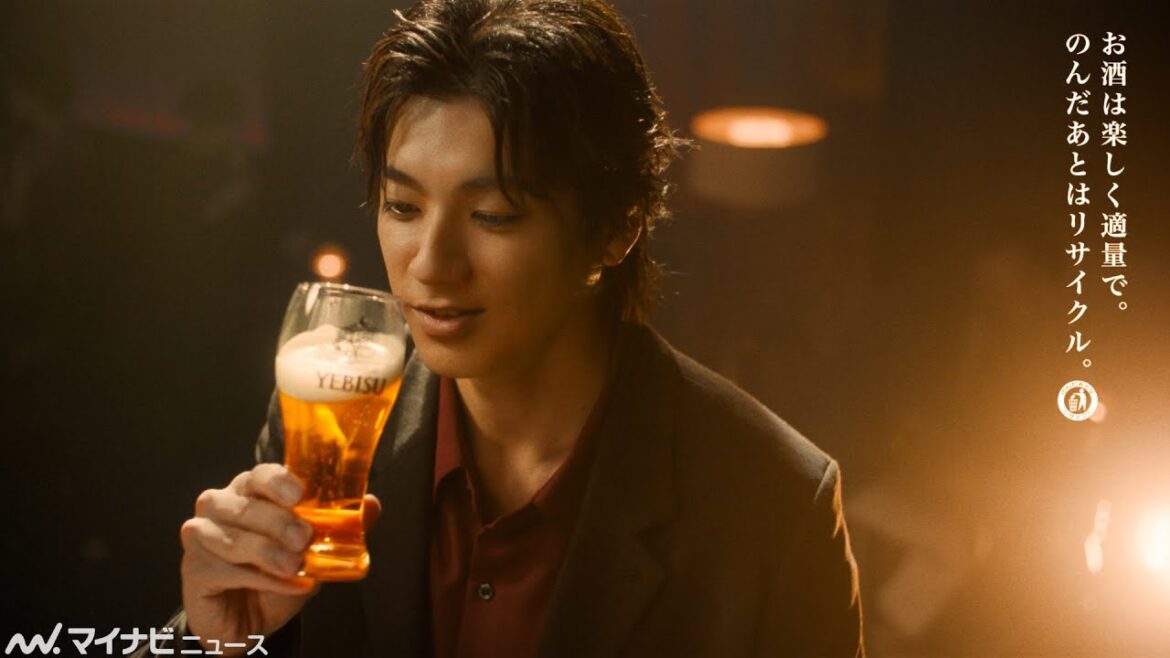 山田裕貴、ビールを楽しみ幸せそうな表情…ワイヤーアクションでダイナミックさを表現 ヱビス新CM公開