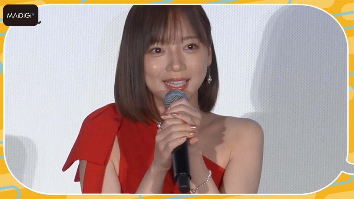 元日向坂46齊藤京子、ワンショルドレスで美肌見せ 主演映画「恋愛裁判」舞台あいさつで号泣エピソード明かす