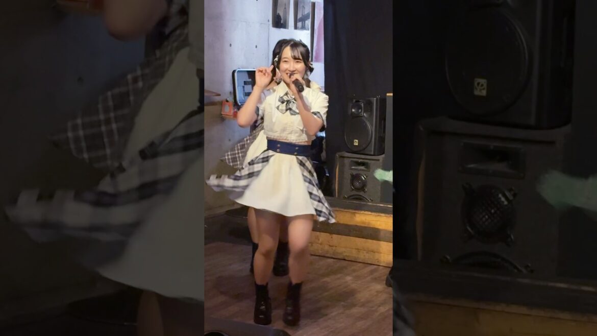 可愛すぎて気づいたらニヤけちゃうww #アイドル #アイドルズ #ライブ