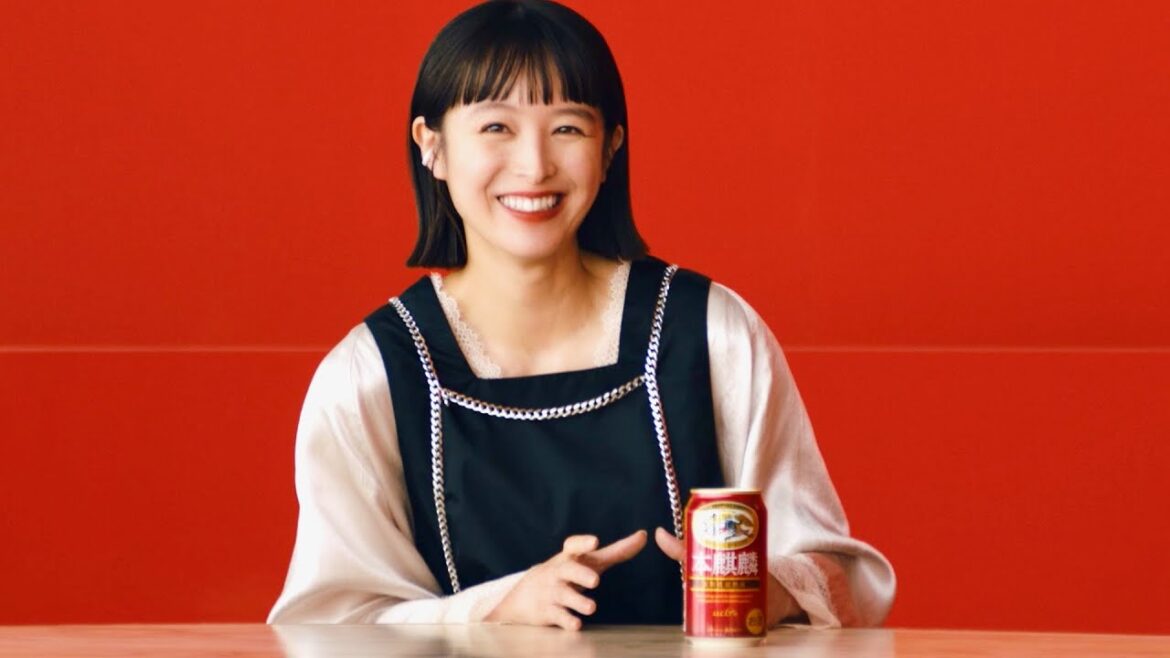 清野菜名、植物愛と唐揚げ愛が止まらない!?本麒麟CM+インタビュー+メイキング