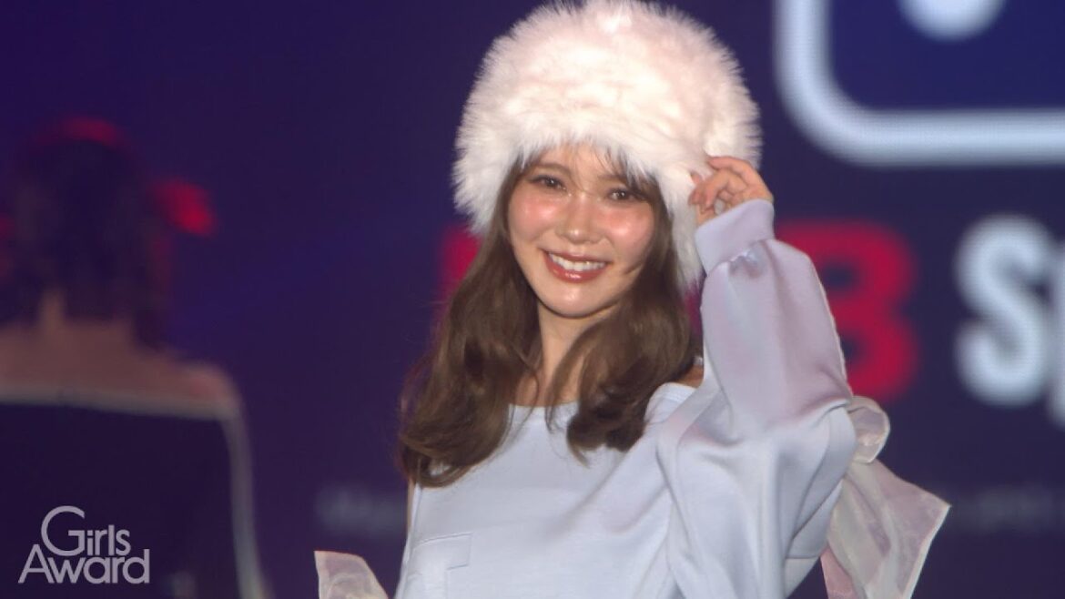 ROYAL PARTY|Rakuten GirlsAward 2025 AUTUMN/WINTER
