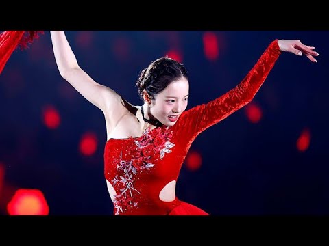 🔥⛸️本田真凜が魅せる!真っ赤な衣装で凛と輝く氷上ショット✨