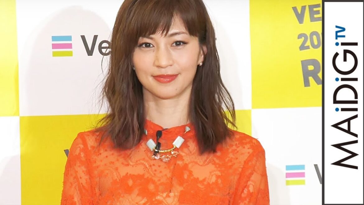 安田美沙子、オレンジのシースルーで「ビーナスっぽく」 「ヴィーナスフォート」リニューアルオープン記念イベント1