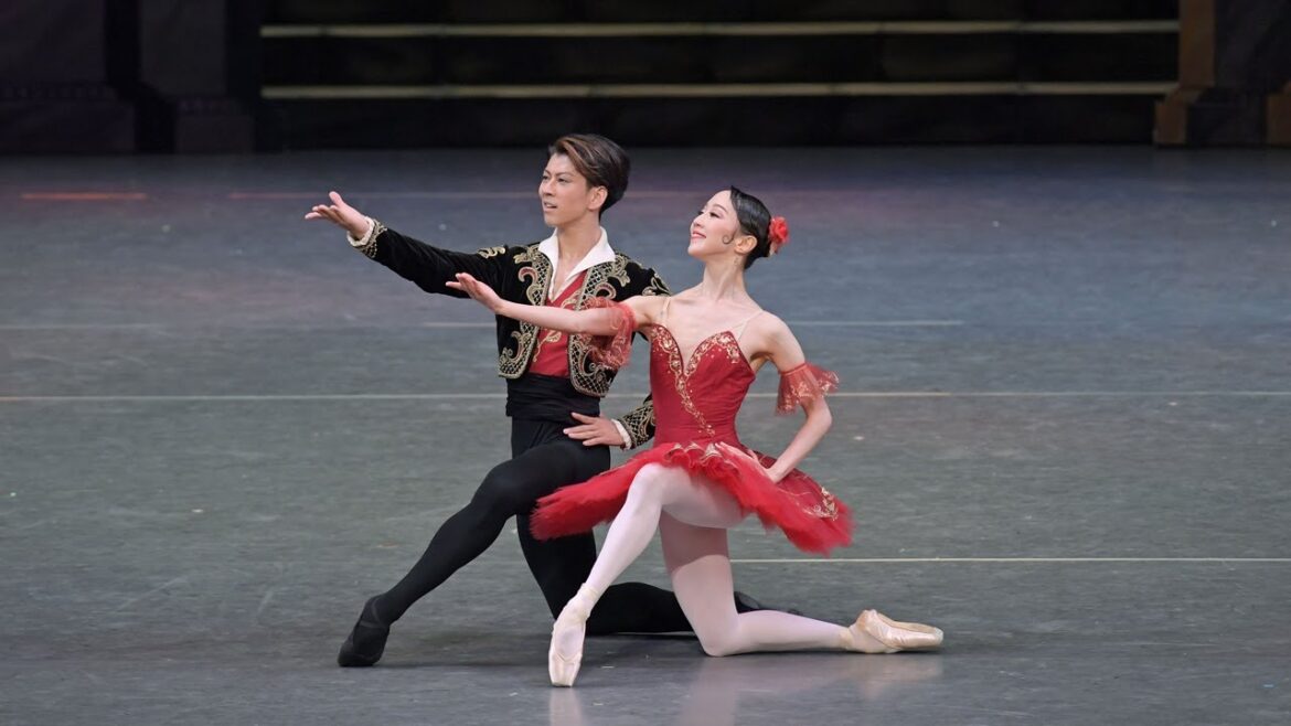 新国立劇場バレエ団『ドン・キホーテ』第3幕 グラン・パ・ド・ドゥ コーダ|The National Ballet of Japan – Don Quixote Act III