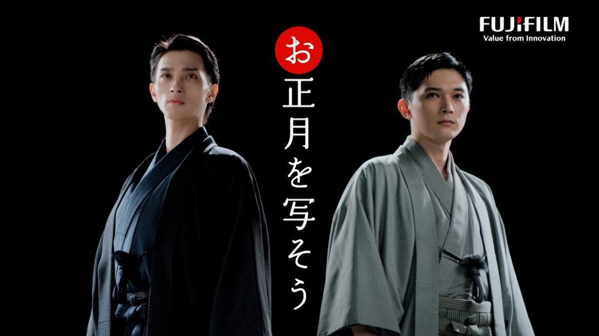吉沢亮&横浜流星、『国宝』コンビがお馴染み正月CMで餅つき披露!「信頼関係があるので息ぴったりだと」 富士フイルム新CM 『お正月を写そう♪2026“チェキ™”運命のもちつき』篇