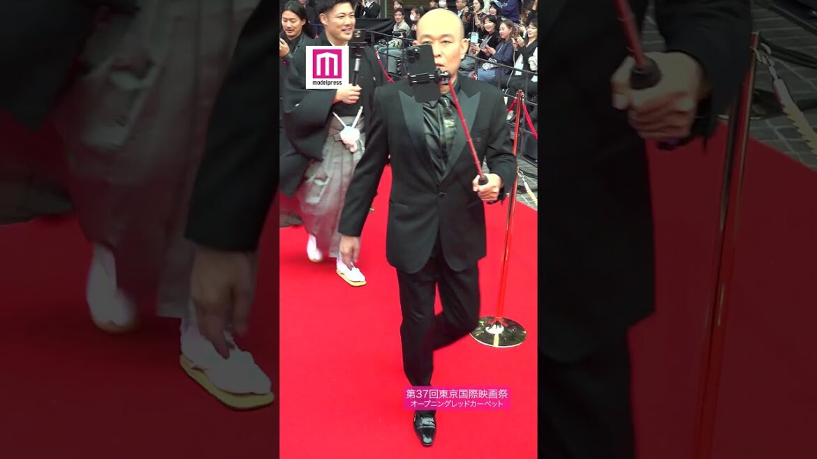 山田孝之、仲野太賀、鞘師里保ら、タキシード&ドレスアップで集結✨【第37回東京国際映画祭】 #shorts