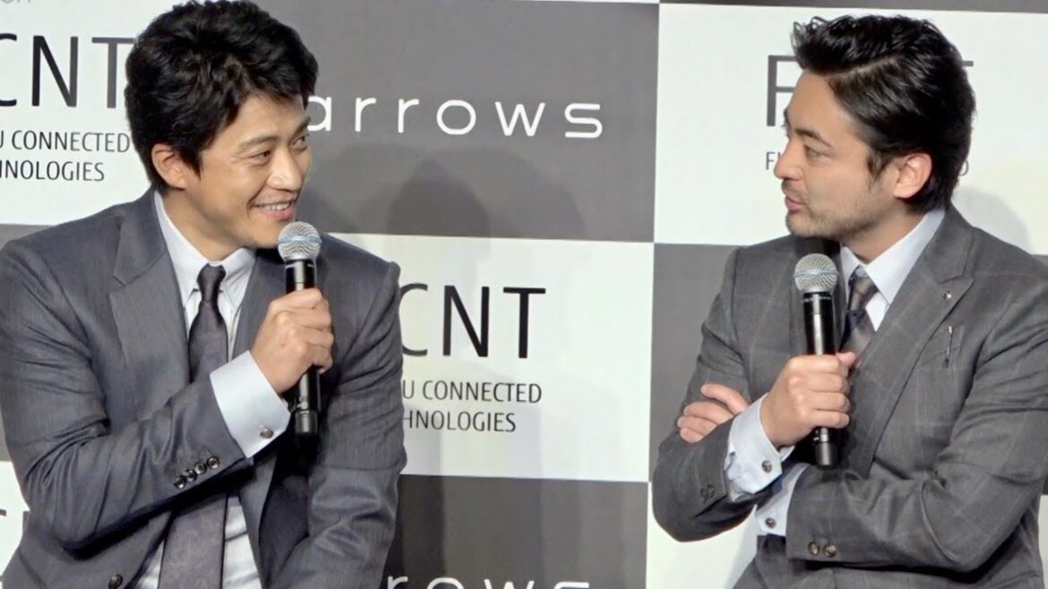 山田孝之、小栗旬に「年とったね俺ら」/富士通コネクテッドテクノロジーズ「arrows」シリーズ2019年夏モデル・新CM発表会