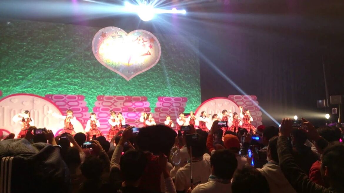 AKB48 Team8 制服の羽根 2014/12/23 夜公演 石川県こまつ芸術劇場うらら